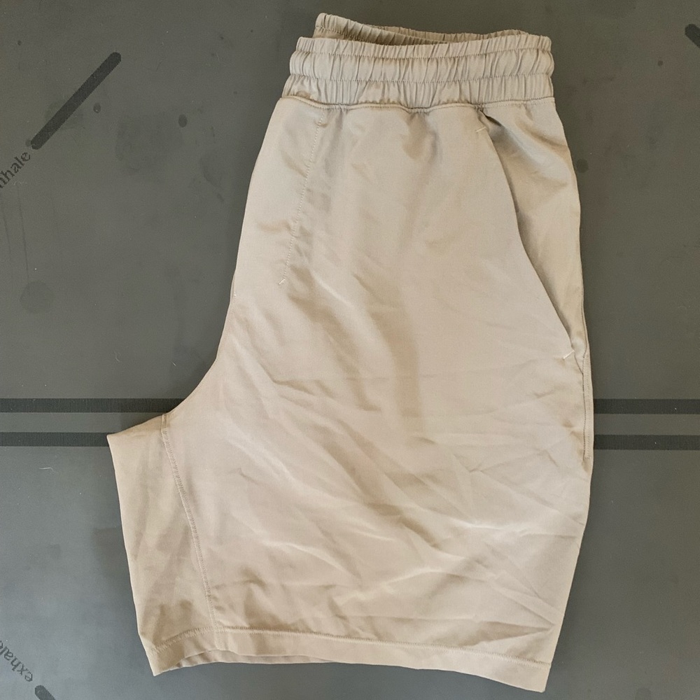 Lululemon Pace Breaker 7 inch inseam